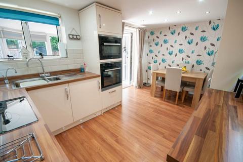 2 bedroom townhouse for sale, Hardman Close, Manchester M26