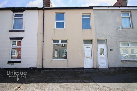 2 bedroom terraced house for sale, North Church Street,  Fleetwood, FY7