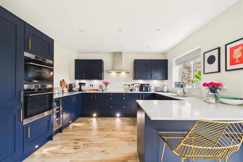 3 bedroom detached house for sale, Paddock View, Walkington