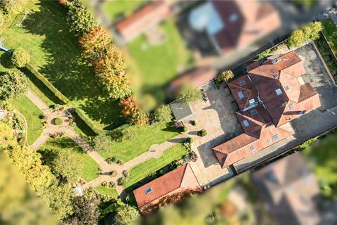 5 bedroom detached house for sale, Hookstone Road, Harrogate, HG2