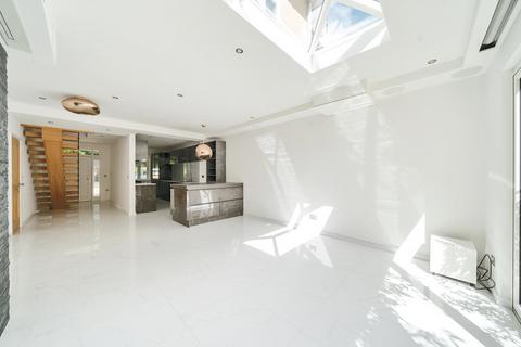2 bedroom end of terrace house for sale, Chilbolton Avenue, Winchester, Hampshire, SO22