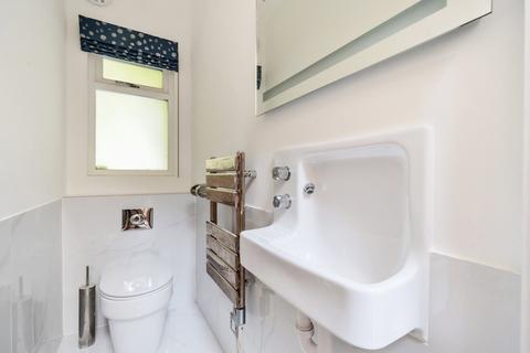 2 bedroom end of terrace house for sale, Chilbolton Avenue, Winchester, Hampshire, SO22