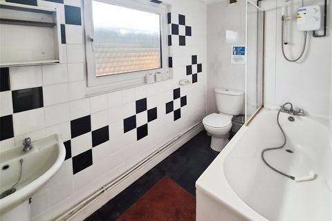 3 bedroom terraced house to rent, Livingstone Road, Hampshire SO14