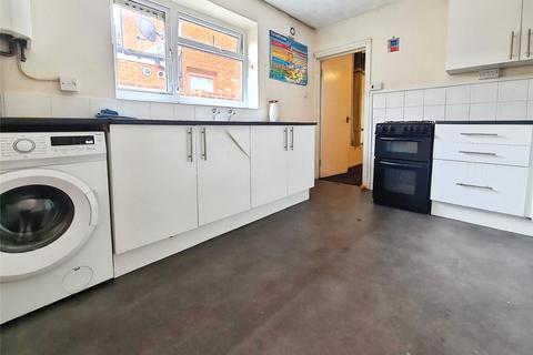 3 bedroom terraced house to rent, Livingstone Road, Hampshire SO14