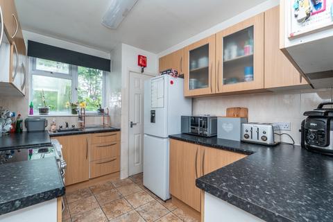2 bedroom flat for sale, South Street, Hythe, SOUTHAMPTON