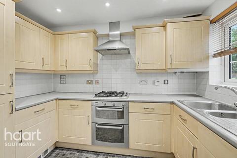 Principal Close, London