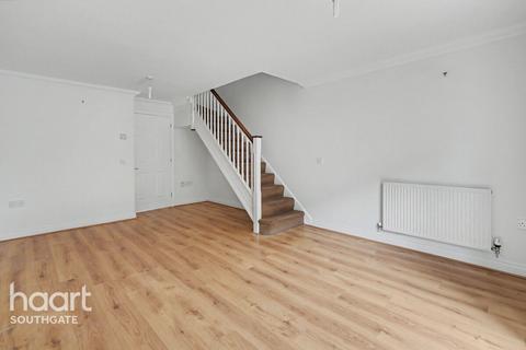 Principal Close, London