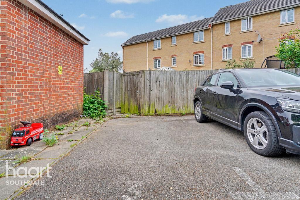 Driveway view, driveway
