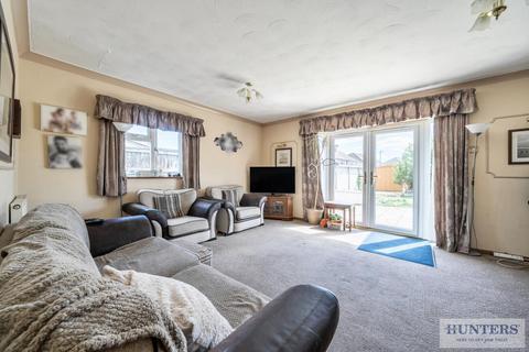 3 bedroom detached house for sale, Birling Road, Erith