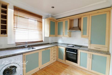 2 bedroom flat for sale, Shooters Hill Road, London SE3