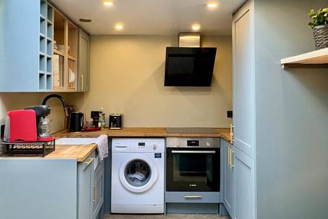 undefined, Pine Road, London, NW2