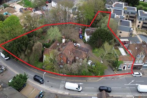 undefined, Chalk Hill & 12 Ye Corner, Watford WD19