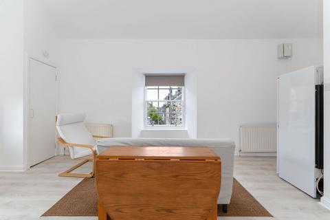 Studio to rent, 1819L Smiths Place, Edinburgh, EH6 8NT