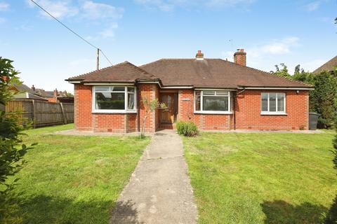 4 bedroom detached bungalow for sale, Roseland Avenue, Devizes