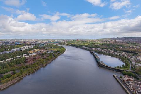 2 bedroom flat for sale, 14 Kingfisher Court, Gateshead, Tyne and Wear NE11 9FB