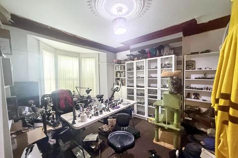 2 bedroom ground floor flat for sale, Clara Street, Benwell, Newcastle upon Tyne, Tyne and Wear, NE4 8PY