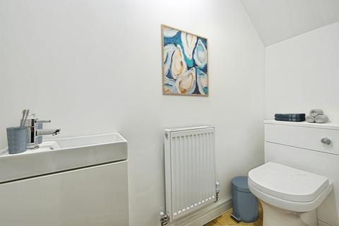 4 bedroom semi-detached house for sale, Bell Dean Road, Allerton, Bradford