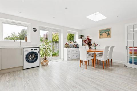 3 bedroom semi-detached house for sale, Grosvenor Road West, Baldock SG7 6NZ