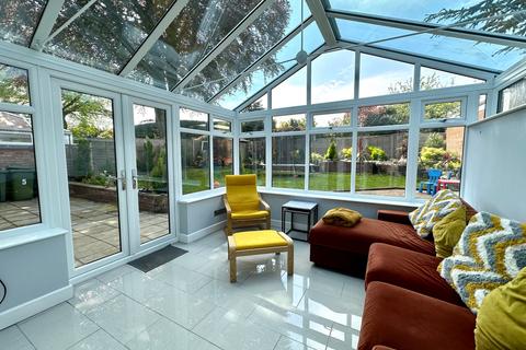 4 bedroom detached house for sale, Beechwood Close, Walsall WS3
