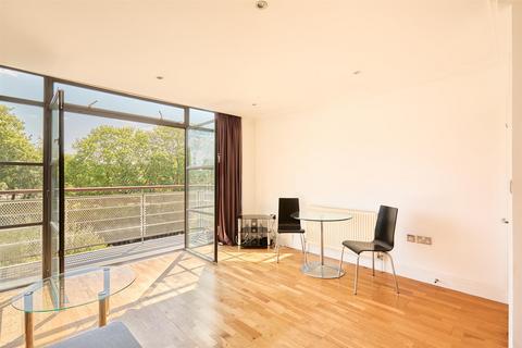 1 bedroom apartment to rent, Point Wharf Lane, Brentford, TW8