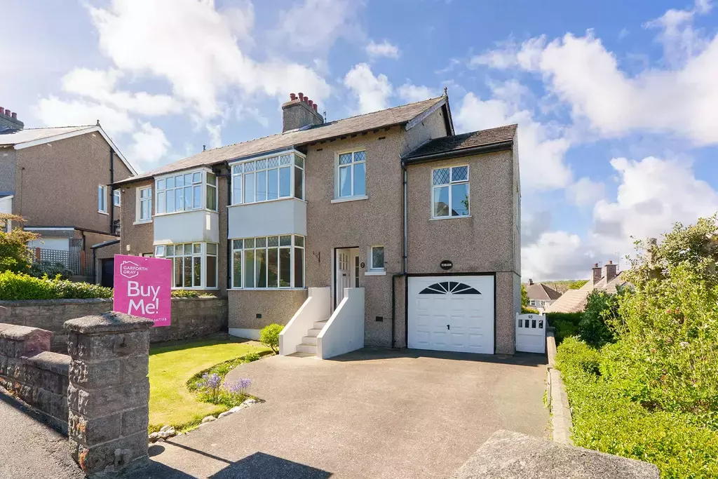 4 bedroom semi-detached house for sale - Aanzicht 6