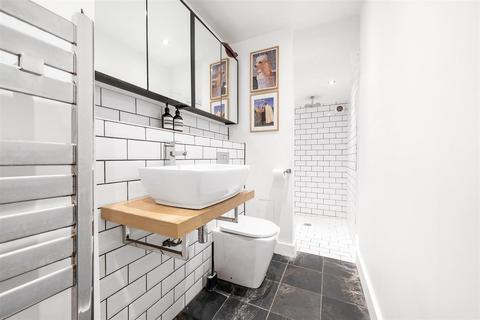 1 bedroom flat for sale, Camden Hill Road, SE19
