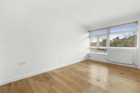 undefined, Shelburne Court, High Wycombe HP12