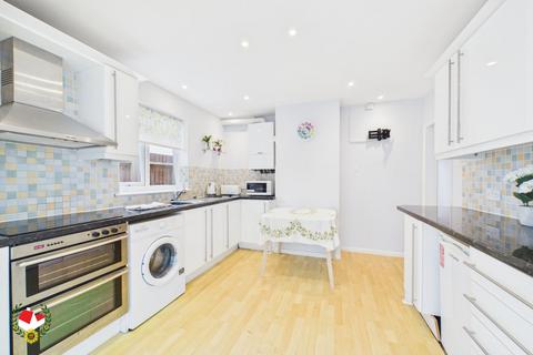 2 bedroom bungalow for sale, Tewkesbury Road, Longford, Gloucester, GL2 9EE