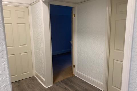 2 bedroom flat for sale, Bellamy Drive, Belmont, HA7