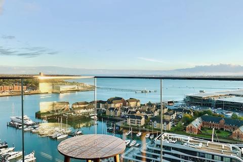 3 bedroom apartment to rent, Ocean Way, Southampton SO14