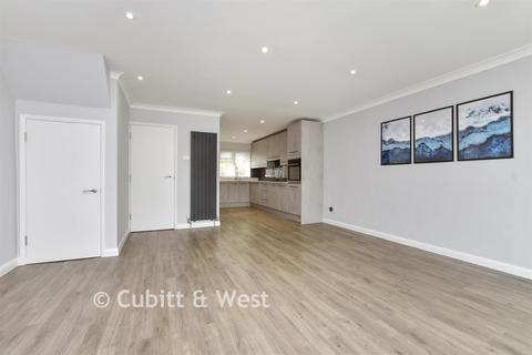 3 bedroom end of terrace house for sale, Limpsfield Road, South Croydon CR2