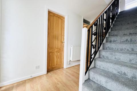 4 bedroom detached house for sale, Park Avenue, Huddersfield HD8 8JG