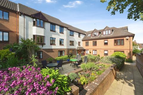 2 bedroom apartment for sale, Tanners Court, Thornbury BS35