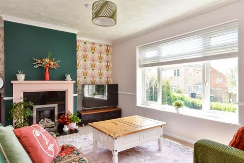 3 bedroom end of terrace house for sale, Batemans Road, Brighton BN2