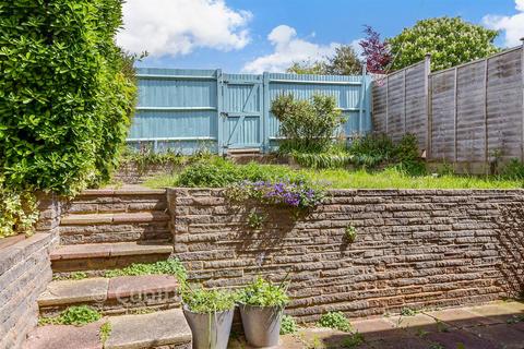 3 bedroom end of terrace house for sale, Batemans Road, Brighton BN2