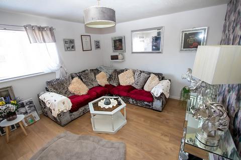 3 bedroom semi-detached house for sale, Cynlas, Kinmel Bay LL18