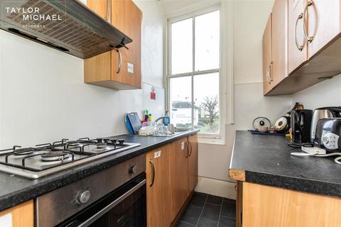 1 bedroom in a house share to rent, Powis Grove, Brighton
