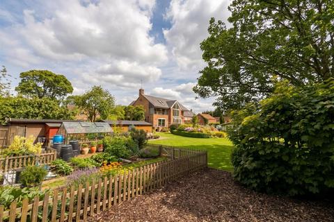 6 bedroom detached house for sale, Village Street, Pickworth