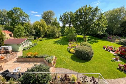 6 bedroom detached house for sale, Village Street, Pickworth