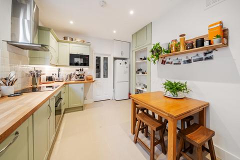 2 bedroom terraced house for sale, Chantrey Road, Brixton, London, SW9