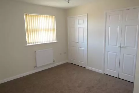 2 bedroom flat to rent - Mynd 5