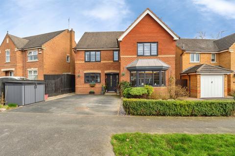 4 bedroom detached house for sale, Sandringham Road, Coalville