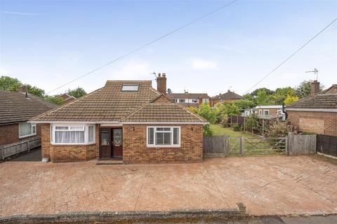 4 bedroom detached bungalow for sale, Fauchons Close, Bearsted, Maidstone