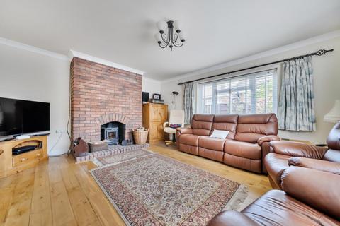4 bedroom detached bungalow for sale, Fauchons Close, Bearsted, Maidstone