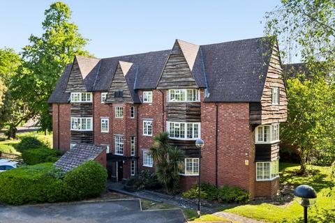 Heath House, 31 Milton Road, Ickenham, UB10