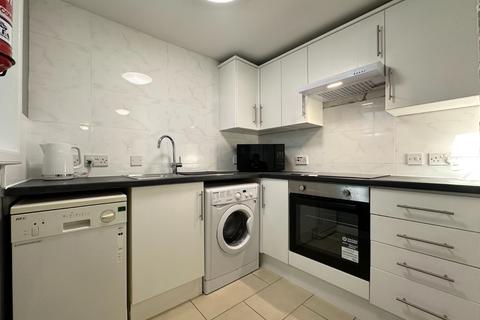 2 bedroom flat to rent, Bentinck Street, Kelvingrove, Glasgow, G3