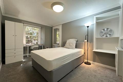 2 bedroom flat to rent, Bentinck Street, Kelvingrove, Glasgow, G3