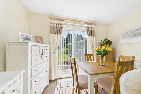 3 bedroom semi-detached house for sale, Carlton Road, Newark
