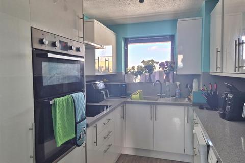 2 bedroom retirement property for sale, Station Road, Weston-Super-Mare BS23