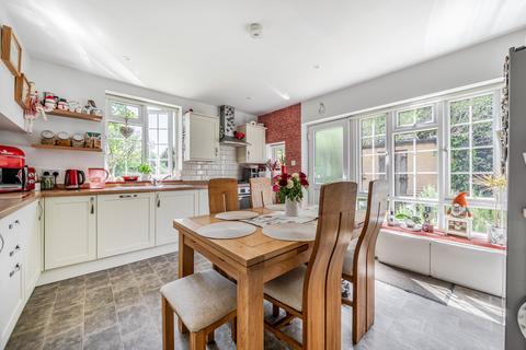 3 bedroom cottage for sale, Amberley Lane, Milford, GU8